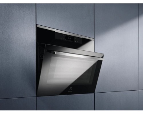 Духовой шкаф Electrolux VKL8E08WX