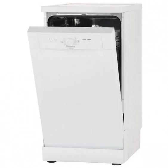 Посудомоечная машина  Hotpoint-Ariston HSFE 1B0 C