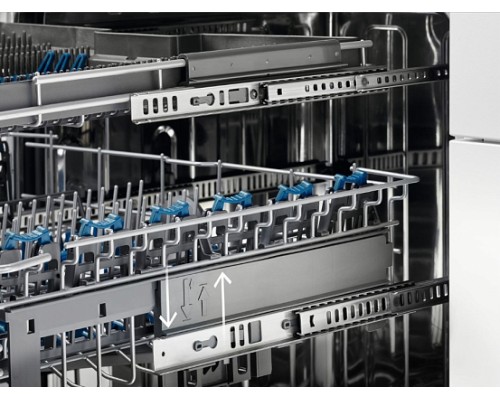 Встраиваемая посудомоечная машина Electrolux EEA913100L
