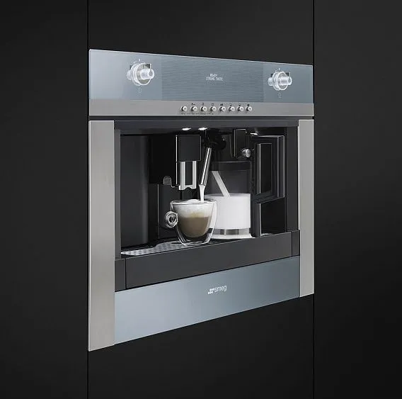 Кофемашина SMEG cmsc451