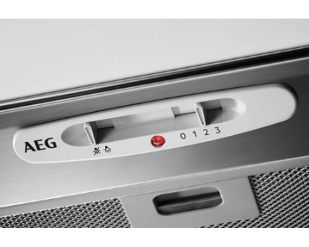 Встраиваемая вытяжка AEG DGB1522S