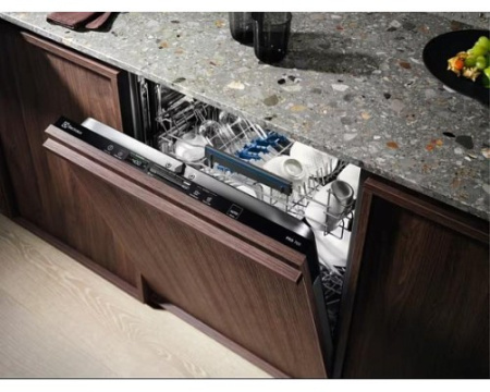 Встраиваемая посудомоечная машина Electrolux EEG47300L
