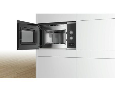 Встраиваемая микроволновая печь Bosch BFL520MS0