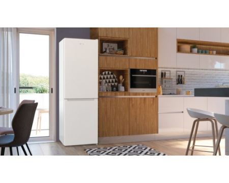 Отдельностоящий двухкамерный холодильник Gorenje NRK6191EW4