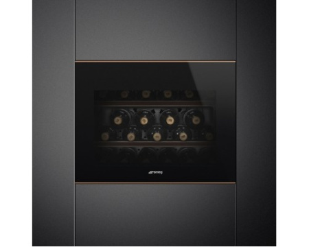 Встраиваемый холодильный шкаф для вина Smeg CVI621NR3