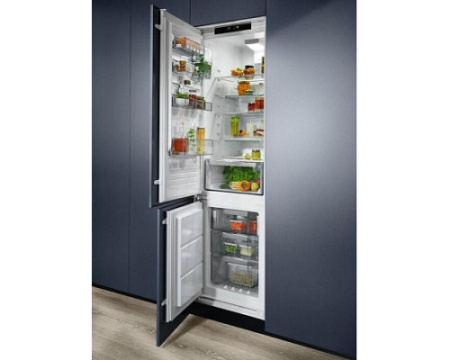 Встраиваемый холодильник Electrolux ENS8TE19S