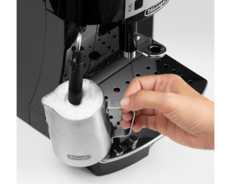 Кофемашина DeLonghi ECAM22.105.B