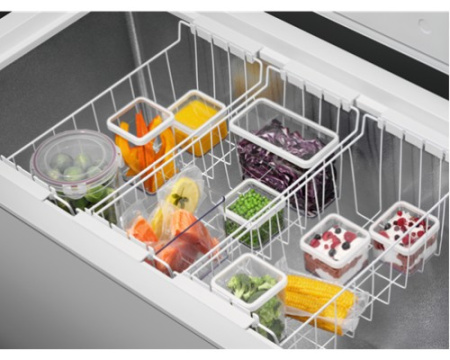 Морозильный ларь Electrolux LCB3LF38W0
