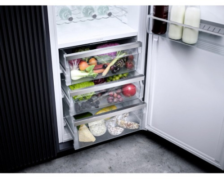 Встраиваемый холодильник Miele K 7743 E
