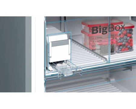 Двухкамерный холодильник Bosch KGN86AI30U