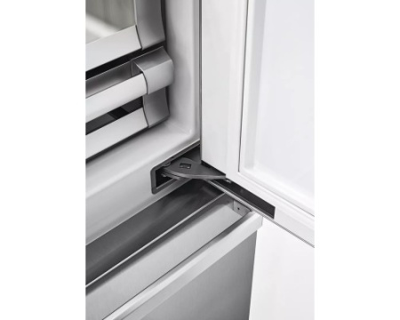 Встраиваемый холодильник Bertazzoni REF755BBLPTT белый