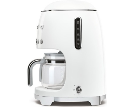 Капельная кофеварка Smeg DCF02WHEU