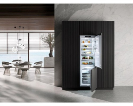 Встраиваемый холодильник Miele KFN 7795 D