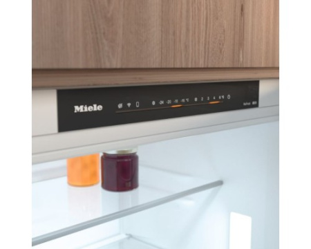 Встраиваемый холодильник Miele KFN 7934 D