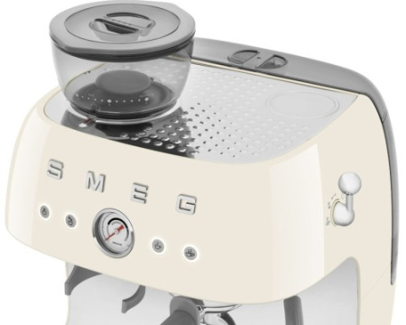 Кофемашина-эспрессо Smeg EGF03CREU