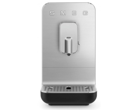 Автоматическая кофемашина Smeg BCC13BLMEU