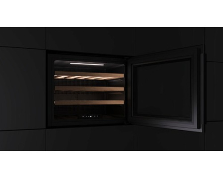 Встраиваемый винный шкаф Teka RVI 10024 GBK