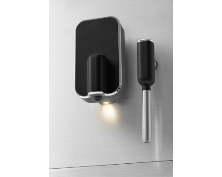 Автоматическая кофемашина Smeg BCC12BLMEU