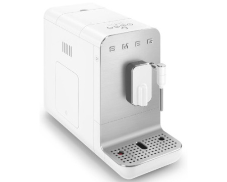 Автоматическая кофемашина SMEG BCC02WHMEU