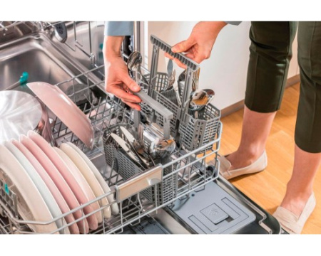 Встраиваемая посудомоечная машина Gorenje GV642E90
