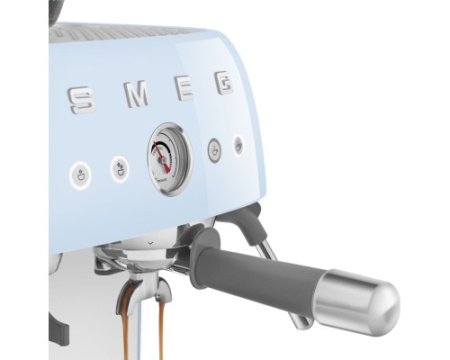 Кофемашина-эспрессо Smeg EGF03PBEU