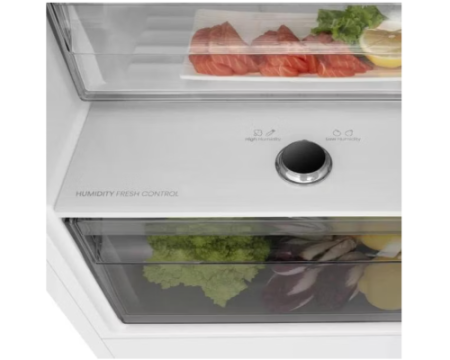 Встраиваемый холодильник Hisense RB3B250SAW1