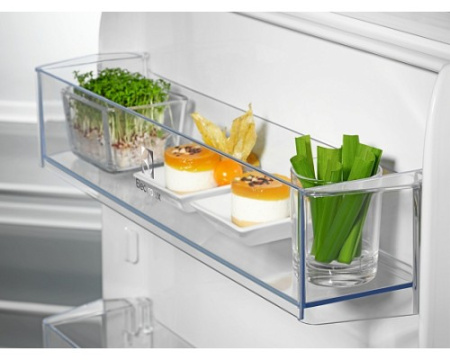 Встраиваемый холодильник Electrolux KNT1LF18S1