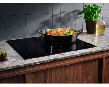 Варочная панель Electrolux EIS62453
