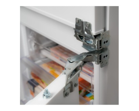 Встраиваемый холодильник Schaub Lorenz SBS SLUS445W3M