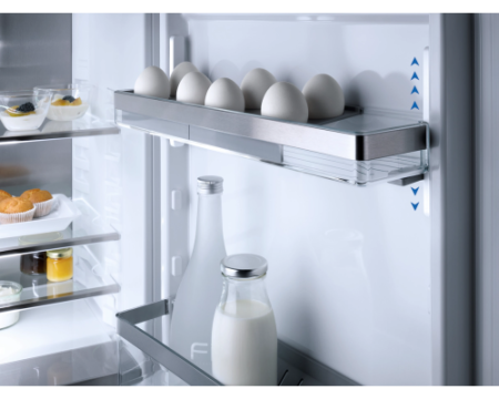 Встраиваемый холодильник Miele KF7772 B