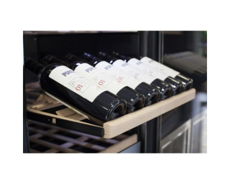 Винный шкаф Caso WineComfort 1800 Smart