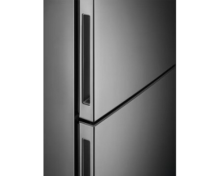 Холодильник Electrolux LNT7ME34X2