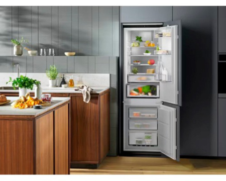 Встраиваемый холодильник Electrolux ENC8MD19S