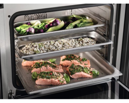 Комби-пароварка Miele DGC 7665 HC Pro OBSW