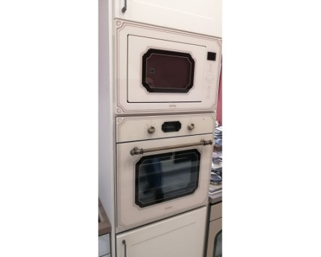 Встраиваемая микроволновая печь Korting KMI 825 RGB