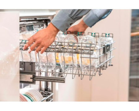 Встраиваемая посудомоечная машина Gorenje GV642E90