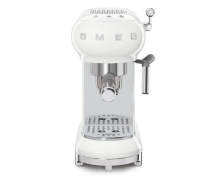 Кофемашина-эспрессо Smeg ECF01WHEU