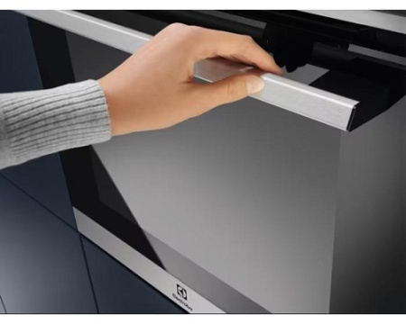 Духовой шкаф Electrolux EOC6P77X