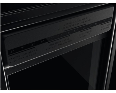 Встраиваемый винный шкаф AEG AWUS018B7B