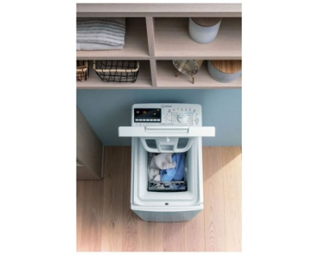 Стиральная машина Indesit BTW B7220P EU/N
