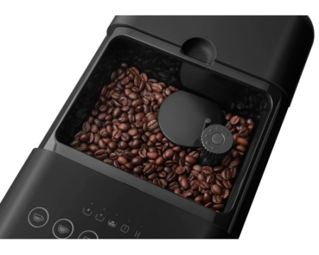 Автоматическая кофемашина Smeg BCC13BLMEU