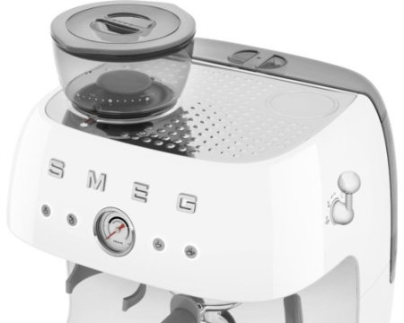 Кофемашина-эспрессо Smeg EGF03WHEU