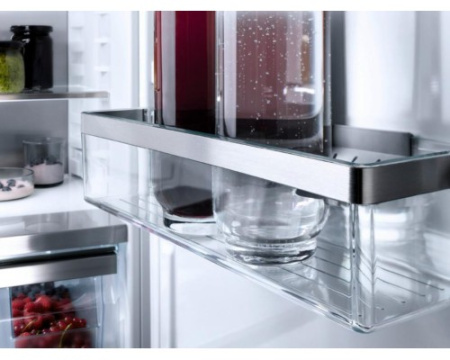 Встраиваемый холодильник Miele KFN 7795 D