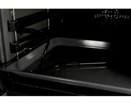 Духовой шкаф Bosch HBG557SB0R
