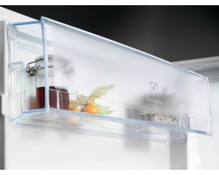 Встраиваемый холодильник Electrolux LNT2LF18S