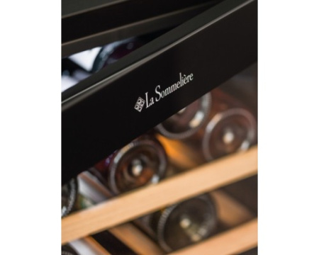 Винный шкаф La Sommeliere SLS45DZ
