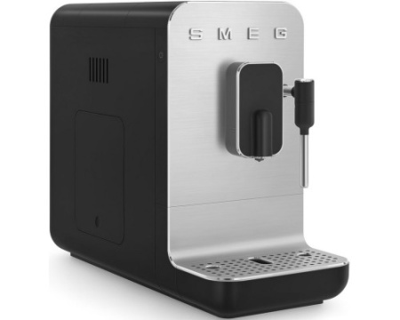 Автоматическая кофемашина Smeg BCC02BLMEU