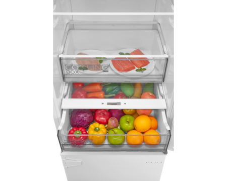 Холодильник встраиваемый Midea MDRE413FGE01