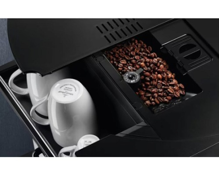 Встраиваемая кофемашина Electrolux EBC85X
