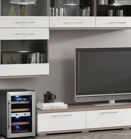 Винный шкаф KITFORT KT-2404